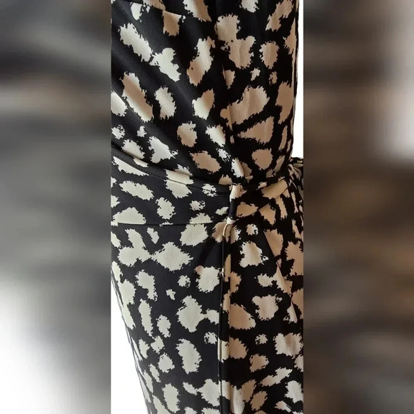 Ann Taylor Loft, Size L, Black and White Wrap Dress - Picture 15 of 16